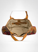 Load image into Gallery viewer, Boho Triangle Leather Bag
